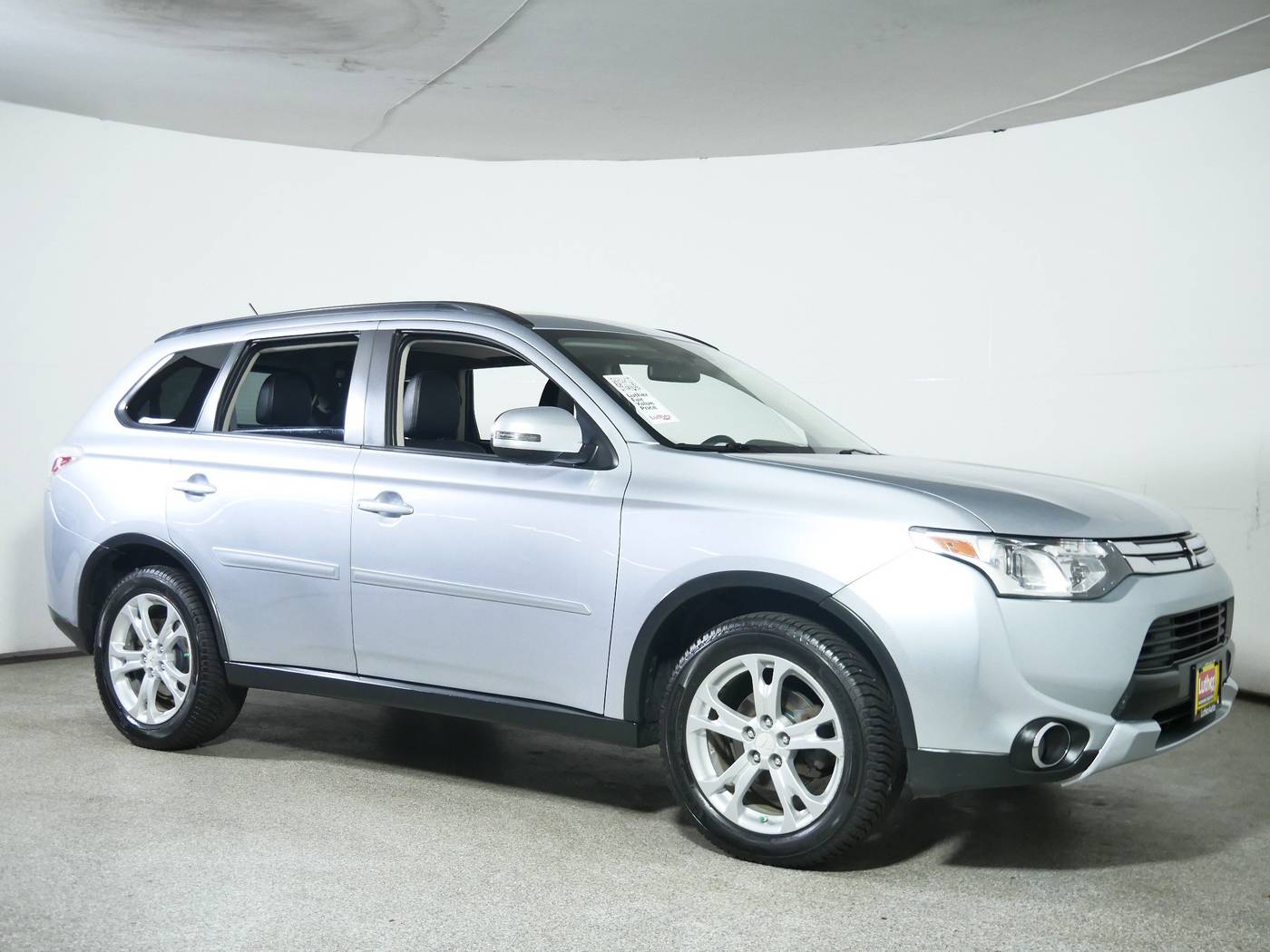 2015 Mitsubishi Outlander SE — SUV — 121,629 mi — Wait Park, MN