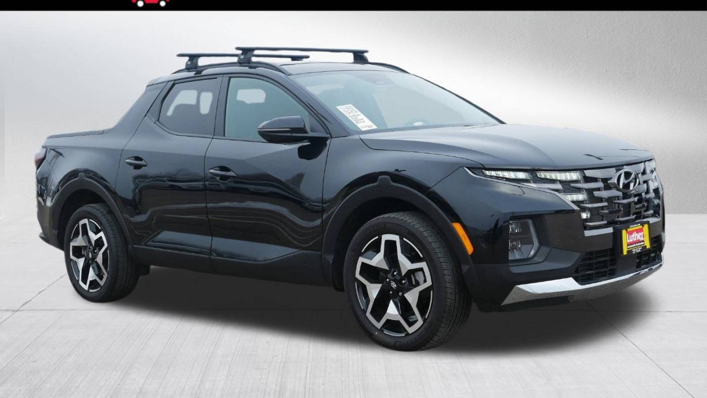 2022 Hyundai Santa Cruz Limited — Pickup Truck — 10,757 mi — Wait Park, MN
