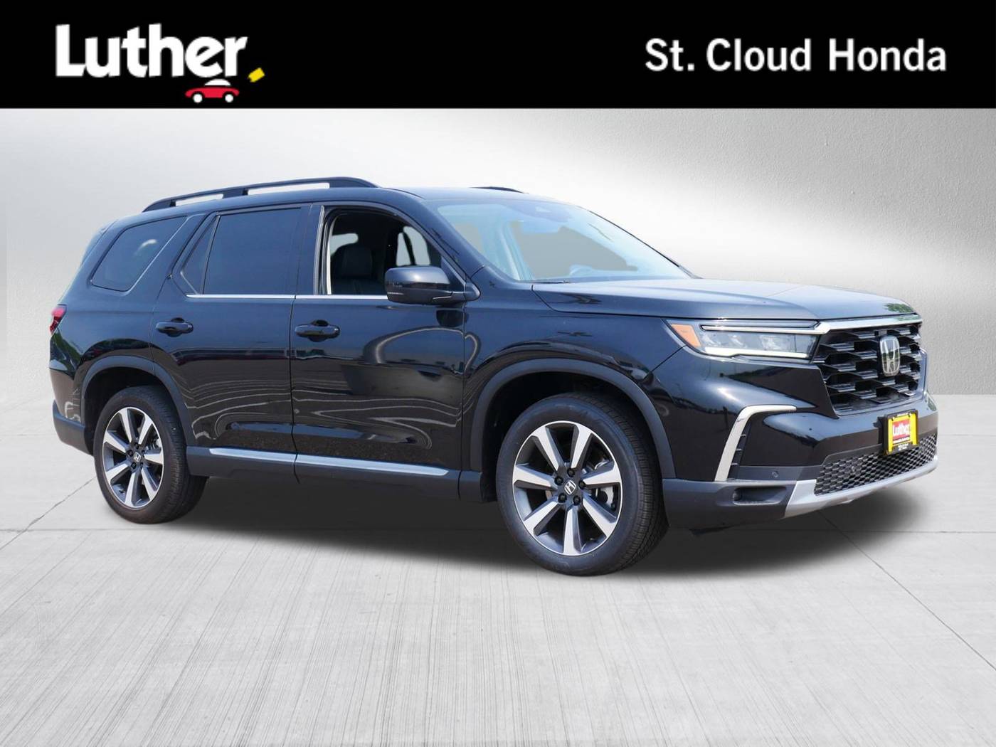 2023 Honda Pilot Touring — SUV — 36,655 mi — Wait Park, MN