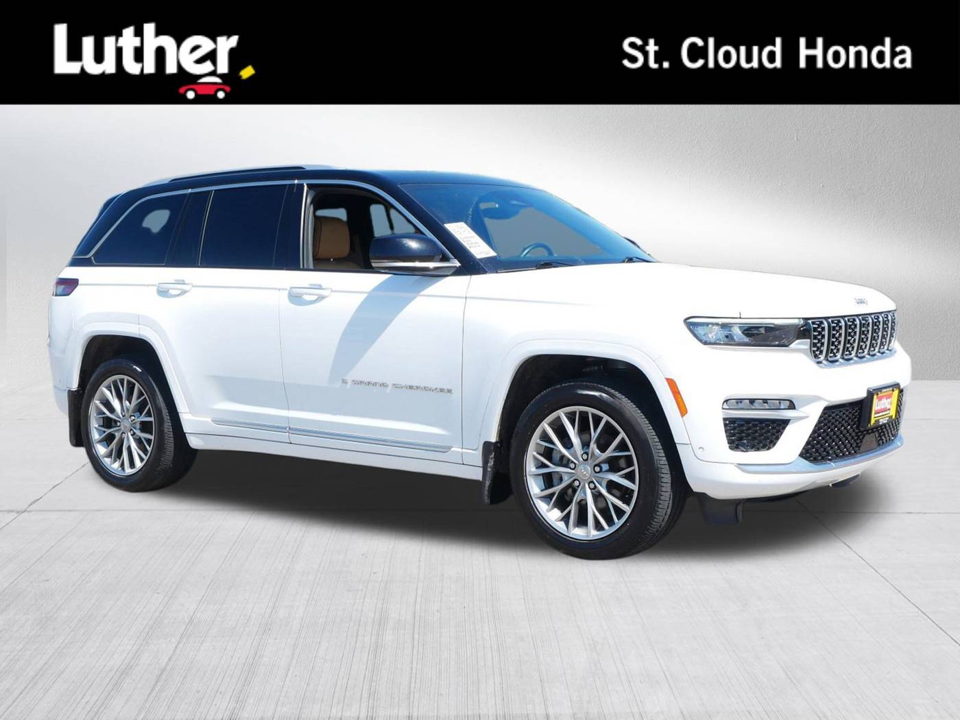 2022 Jeep Grand Cherokee Summit — SUV — 76,689 mi — Wait Park, MN