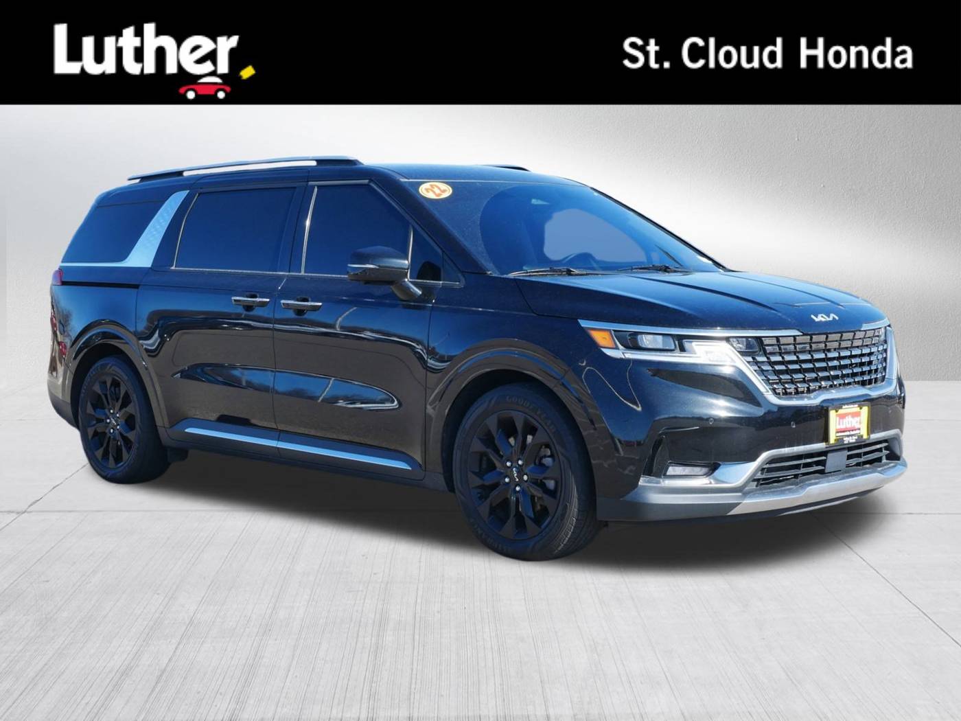 2022 Kia Carnival SX — Minivan — 87,793 mi — Wait Park, MN