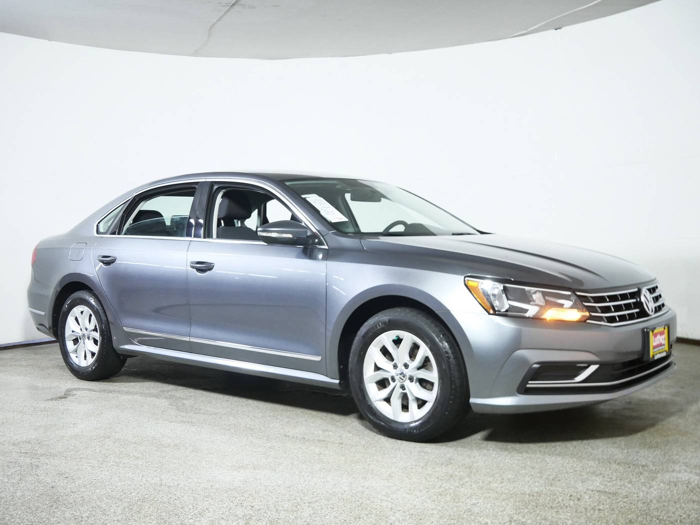 2016 Volkswagen Passat 1.8T S — Sedan — 94,420 mi — Wait Park, MN