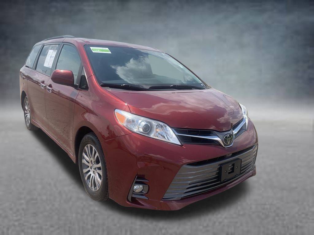 2018 Toyota Sienna XLE Premium — Minivan — 105,050 mi — Dyersburg, TN