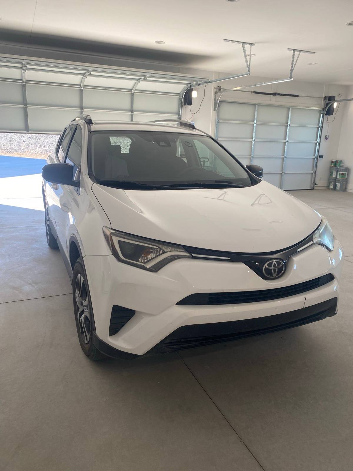 2017 Toyota RAV4 LE — SUV — 128,916 mi — Oracle, AZ