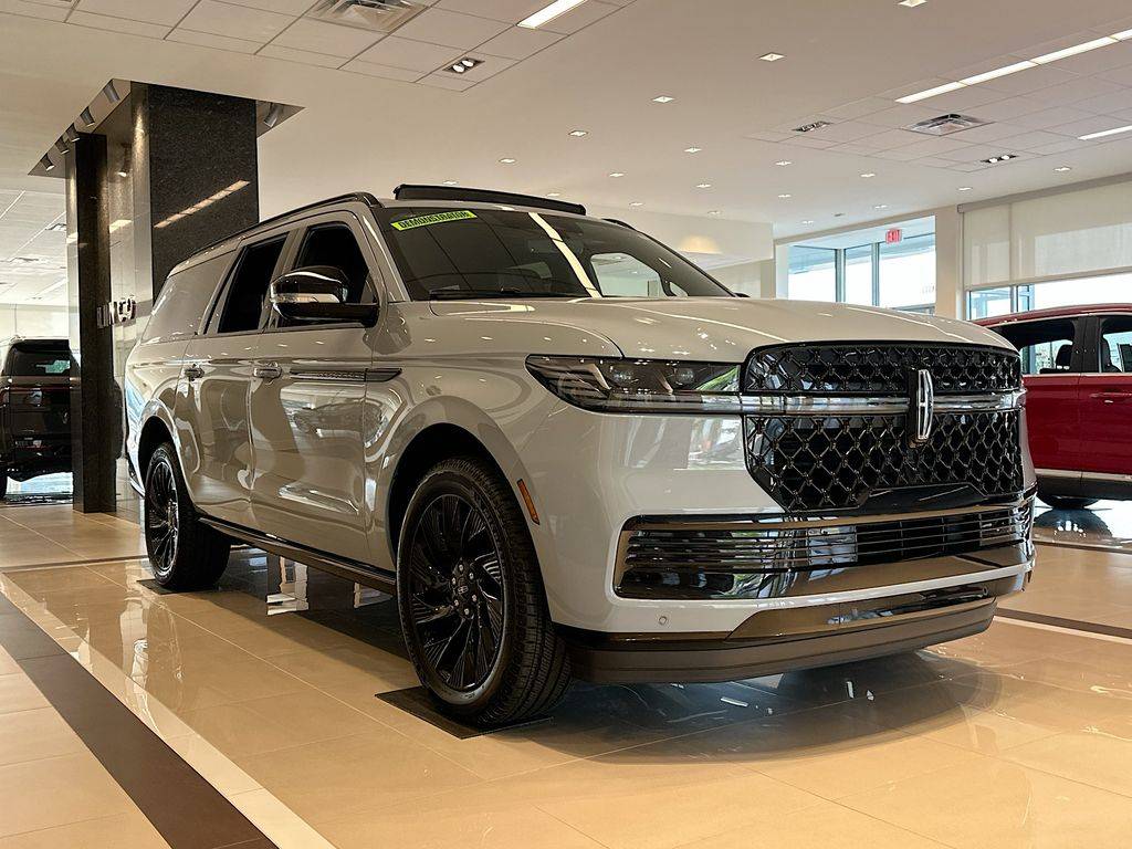 2025 Lincoln Navigator L Reserve