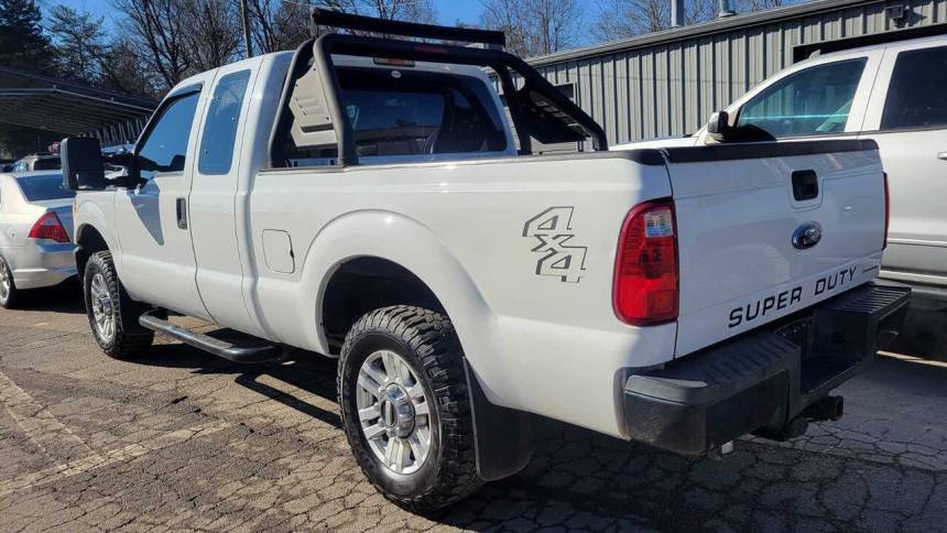 2014 Ford Super Duty F-250 XL — Pickup Truck — 140,972 mi — Athens, TN