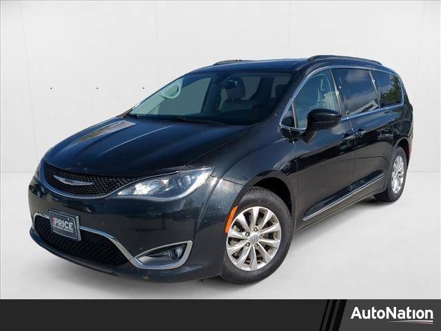 2017 Chrysler Pacifica Touring L — Minivan — 136,467 mi — Colorado Springs, CO