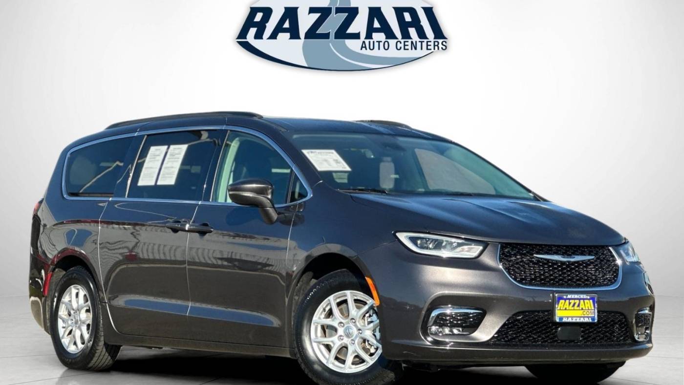 2022 Chrysler Pacifica Touring L — Minivan — 64,898 mi — Merced, CA