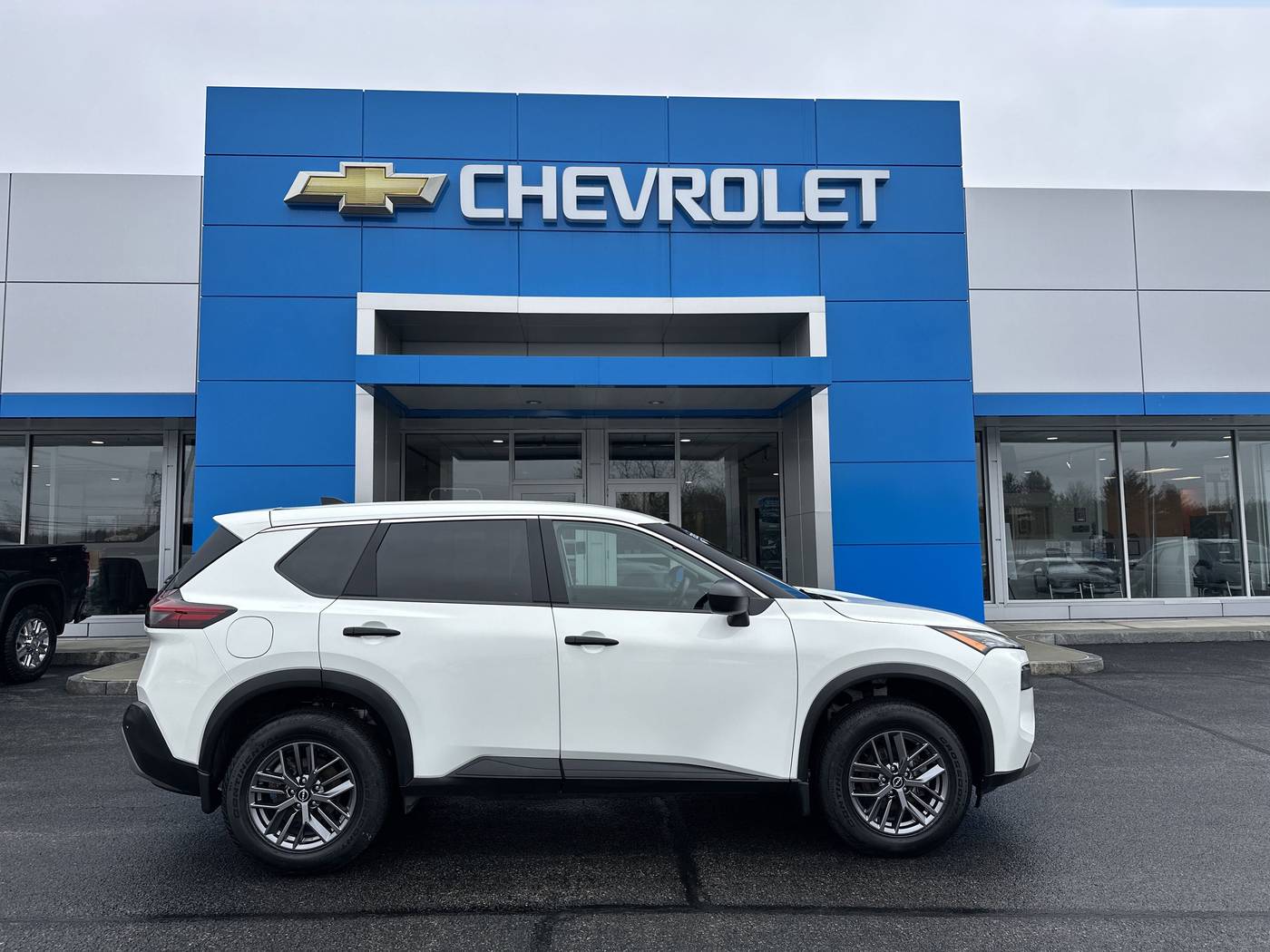 2023 Nissan Rogue S — SUV — 20,460 mi — Amsterdam, NY