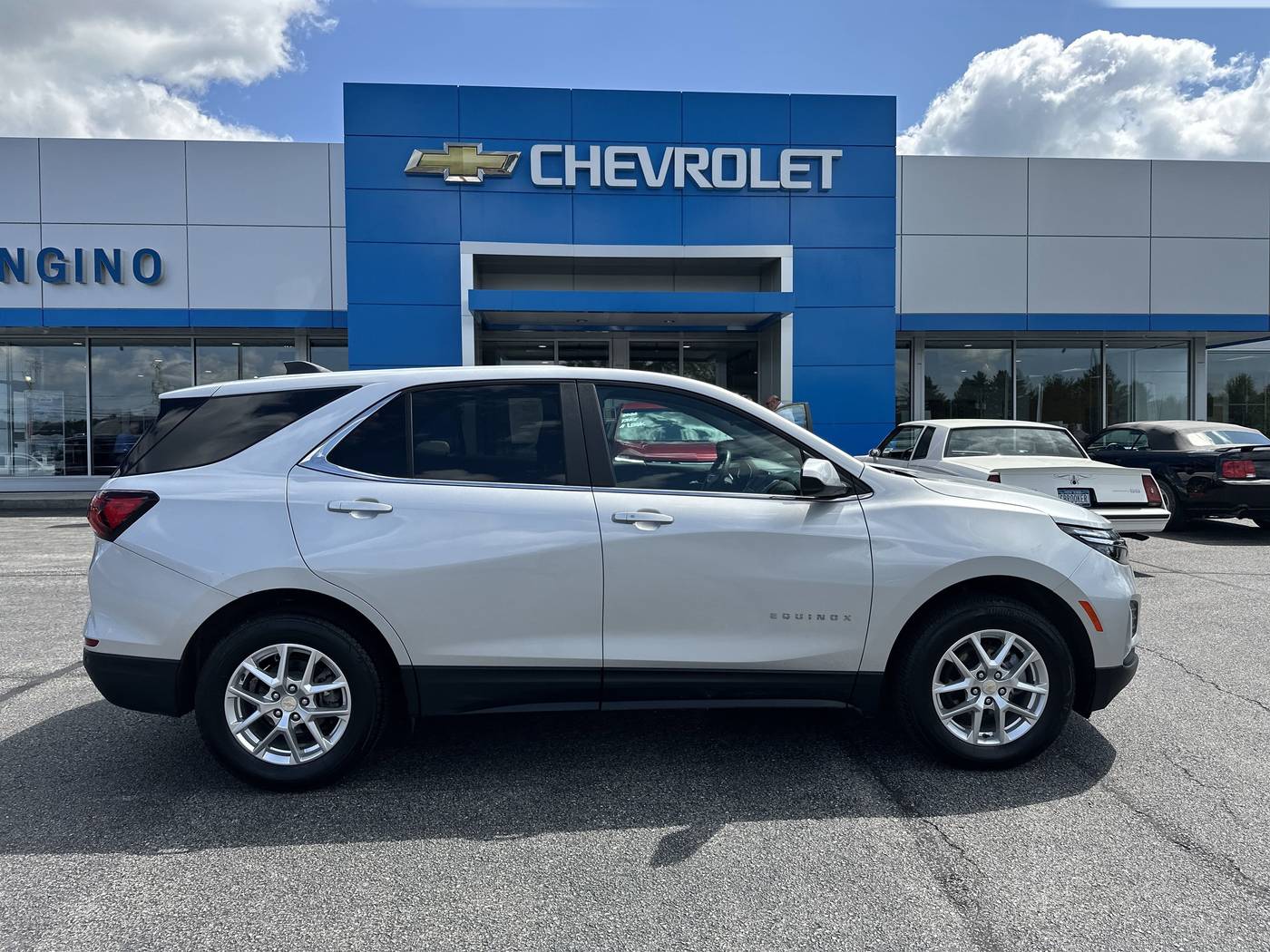 2022 Chevrolet Equinox LT — SUV — 26,157 mi — Amsterdam, NY