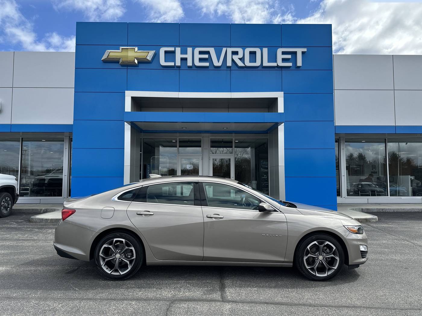2023 Chevrolet Malibu LT — Sedan — 51,978 mi — Amsterdam, NY