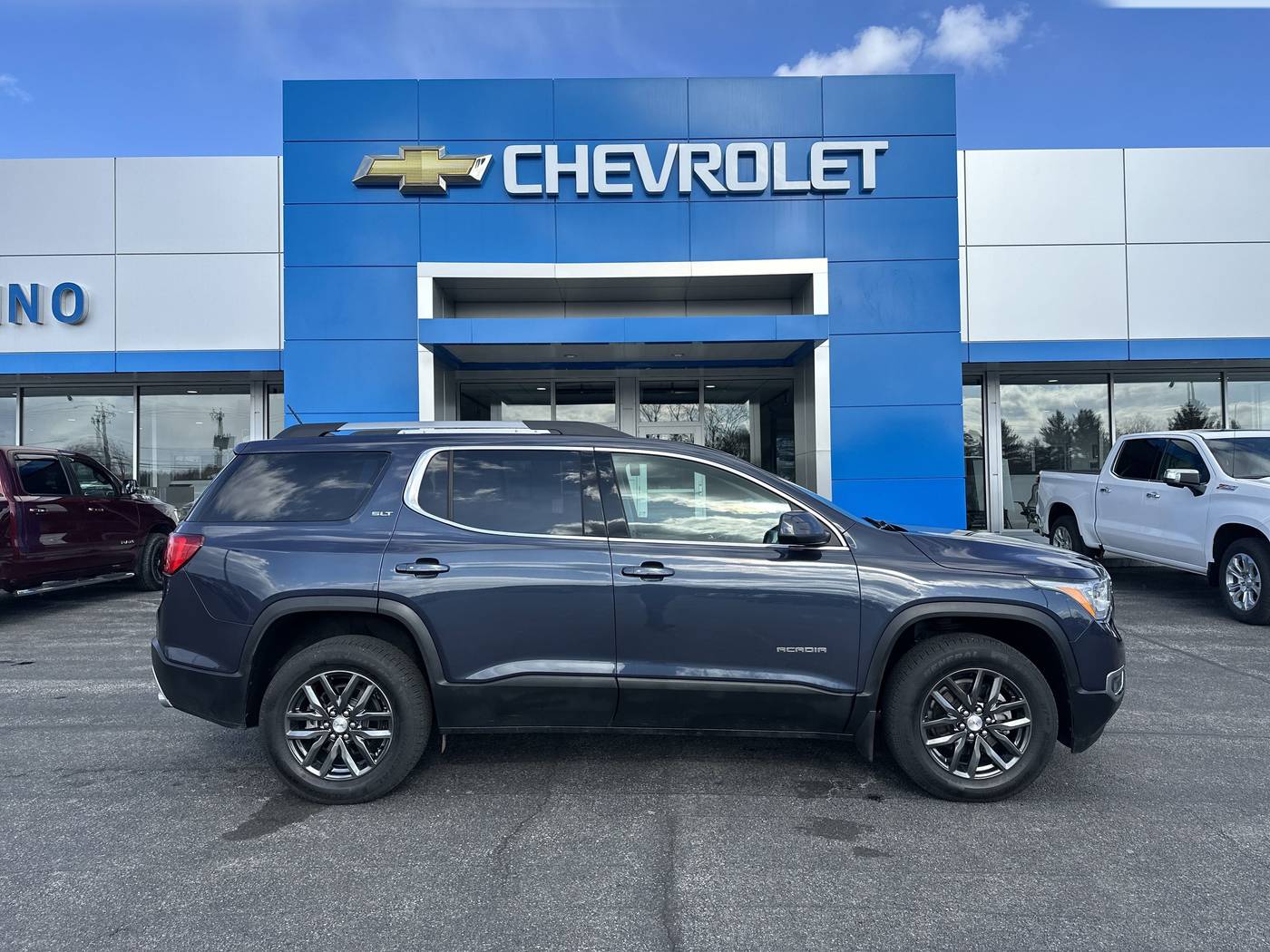 2019 GMC Acadia SLT — SUV — 47,802 mi — Amsterdam, NY