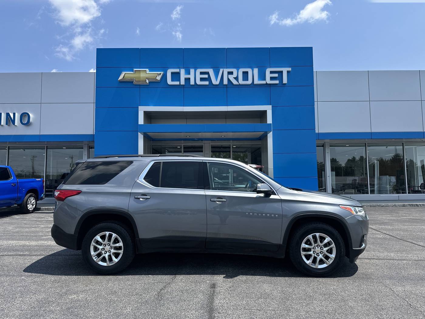 2020 Chevrolet Traverse LT Cloth — SUV — 70,546 mi — Amsterdam, NY