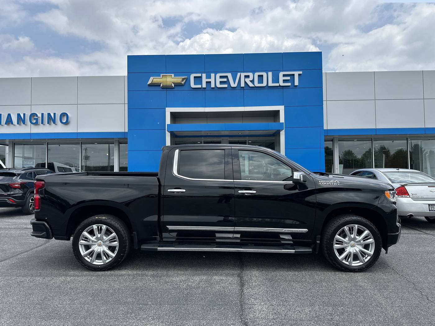 2023 Chevrolet Silverado 1500 High Country — Pickup Truck — 34,069 mi — Amsterdam, NY