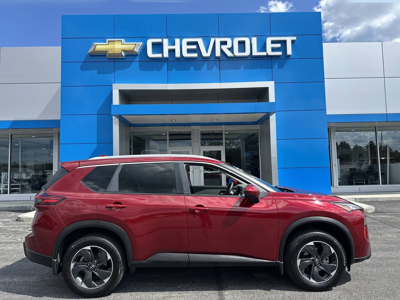 2024 Nissan Rogue SV — SUV — 18,710 mi — Amsterdam, NY