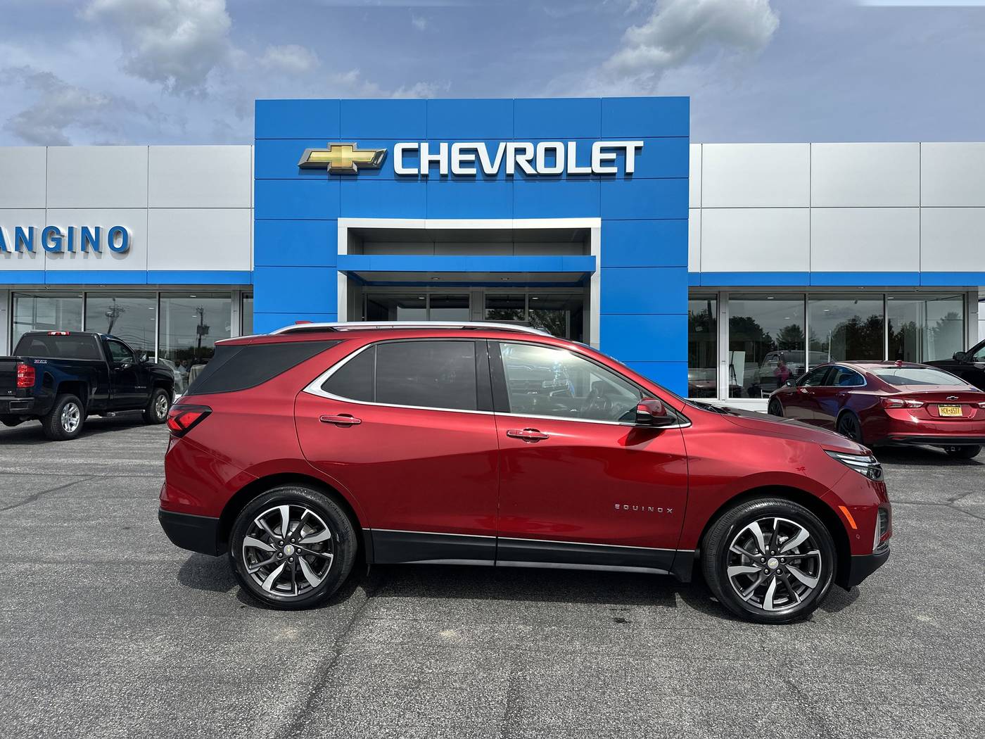 2022 Chevrolet Equinox Premier — SUV — 21,437 mi — Amsterdam, NY