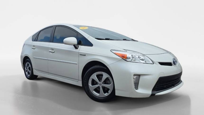 2015 Toyota Prius Three — Hatchback — 124,852 mi — Knoxville, TN
