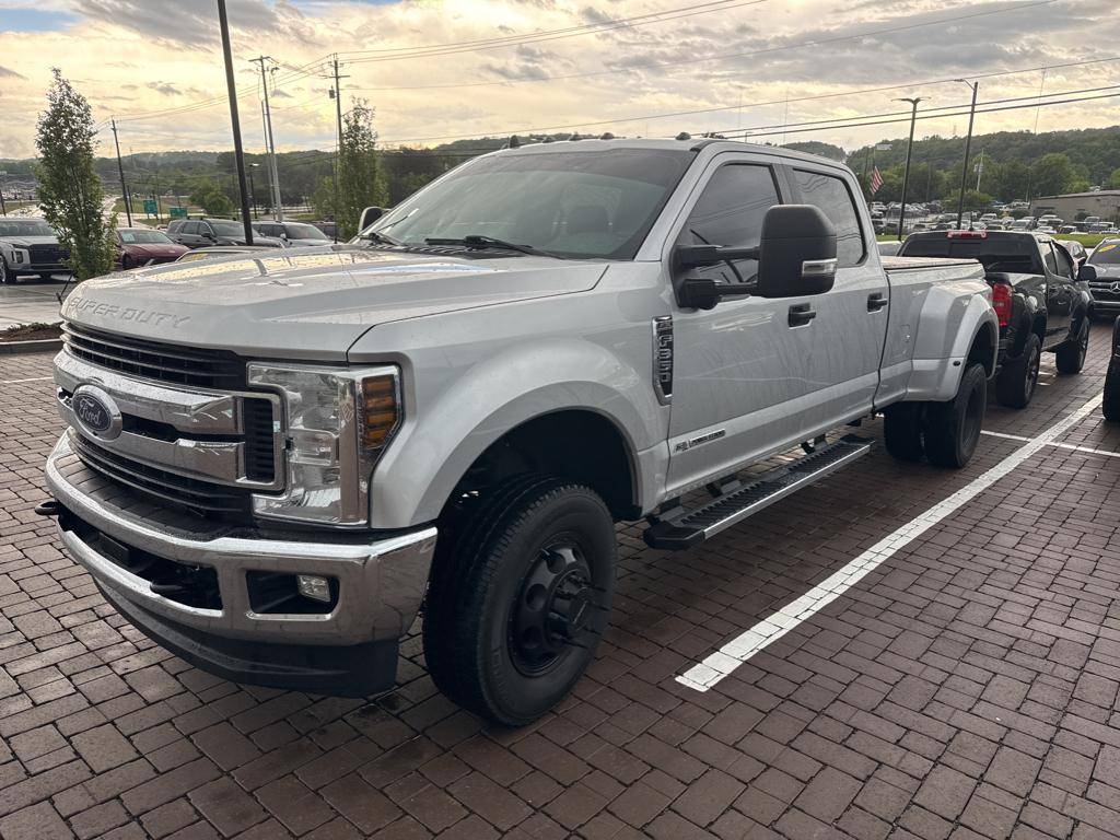 2019 Ford Super Duty F-350 XL — Pickup Truck — 39,033 mi — Knoxville, TN
