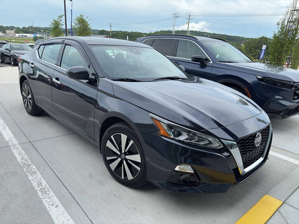 2022 Nissan Altima SL — Sedan — 47,549 mi — Knoxville, TN