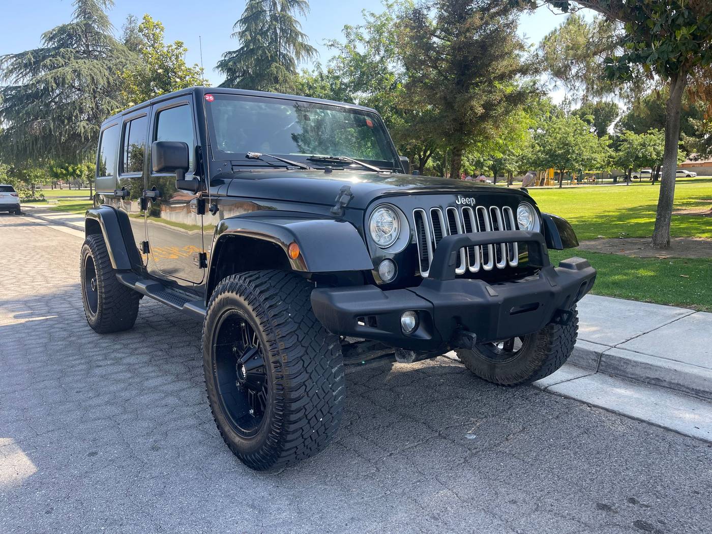 2017 Jeep Wrangler Sahara — SUV — 97,715 mi — Bakersfield, CA