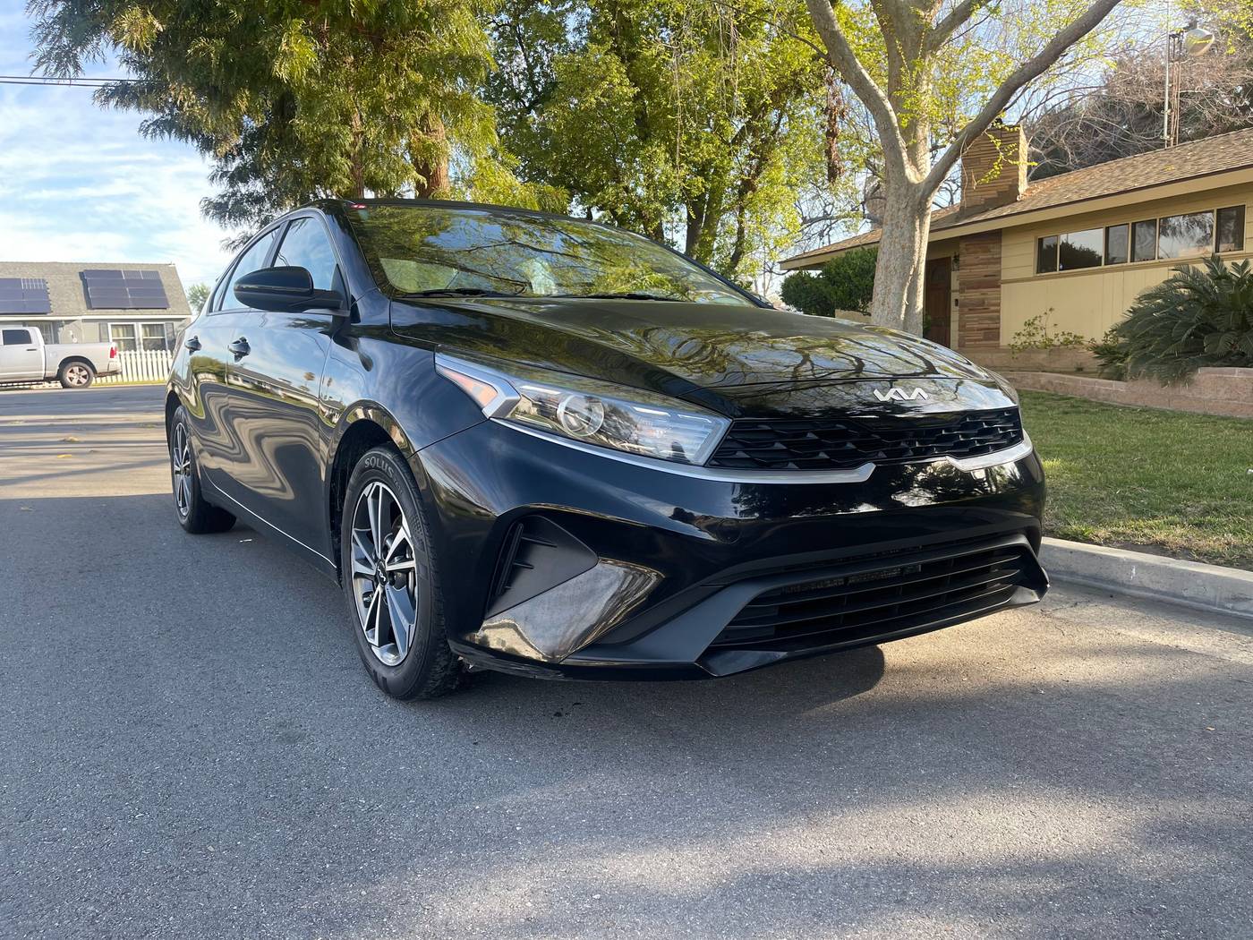 2022 Kia Forte LXS — Sedan — 29,881 mi — Bakersfield, CA