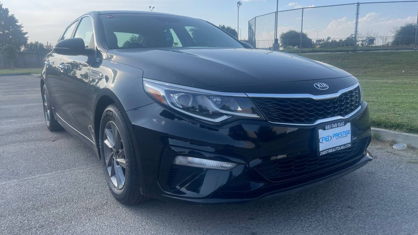 2020 Kia Optima LX — Sedan — 58,476 mi — Bakersfield, CA