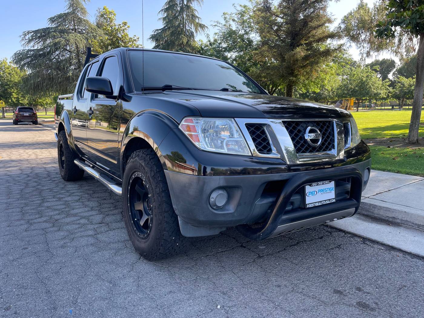 2011 Nissan Frontier S — Pickup Truck — 154,480 mi — Bakersfield, CA