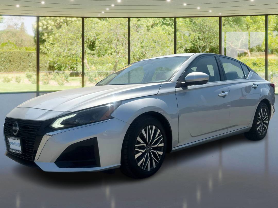 2023 Nissan Altima SV — Sedan — 64,747 mi — Bakersfield, CA