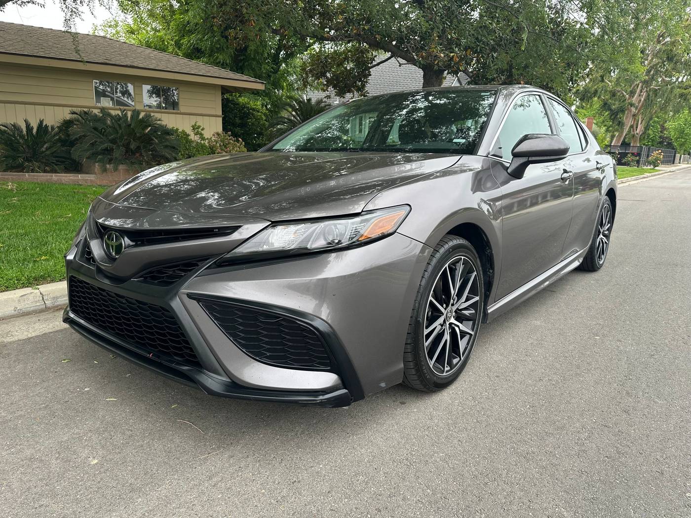 2021 Toyota Camry SE — Sedan — 70,217 mi — Bakersfield, CA
