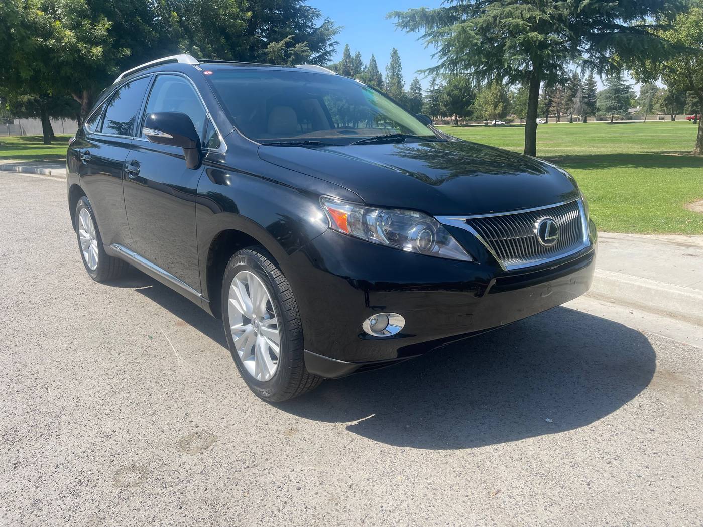 2010 Lexus RX RX 450h — SUV — 117,968 mi — Bakersfield, CA