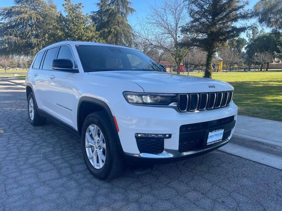 2023 Jeep Grand Cherokee Limited — SUV — 51,364 mi — Bakersfield, CA