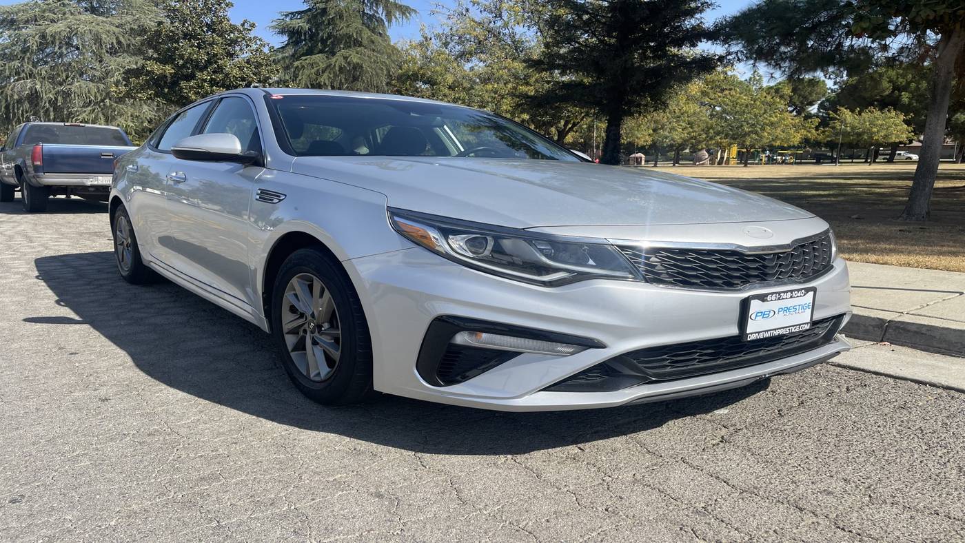 2019 Kia Optima LX — Sedan — 100,910 mi — Bakersfield, CA