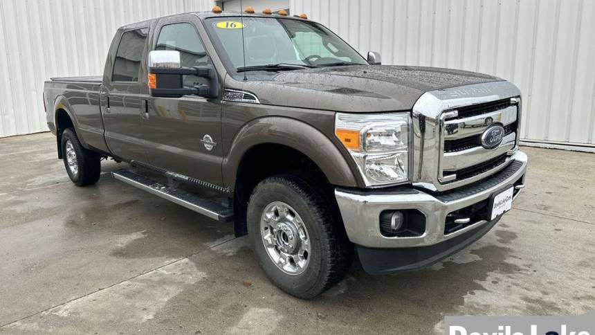 2016 Ford Super Duty F-350 Lariat — Pickup Truck — 176,458 mi — Devils Lake, ND