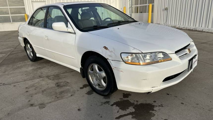 2000 Honda Accord EX V6 — Sedan — 223,177 mi — Devils Lake, ND