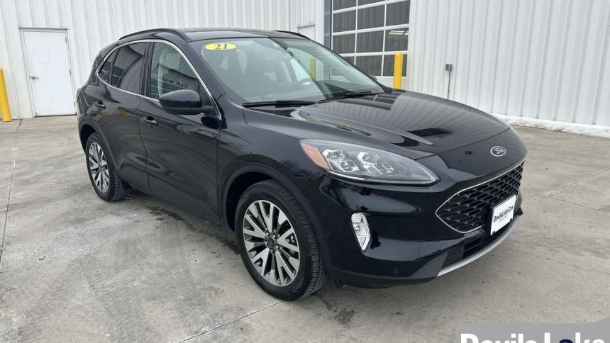 2021 Ford Escape Titanium — SUV — 28,139 mi — Devils Lake, ND