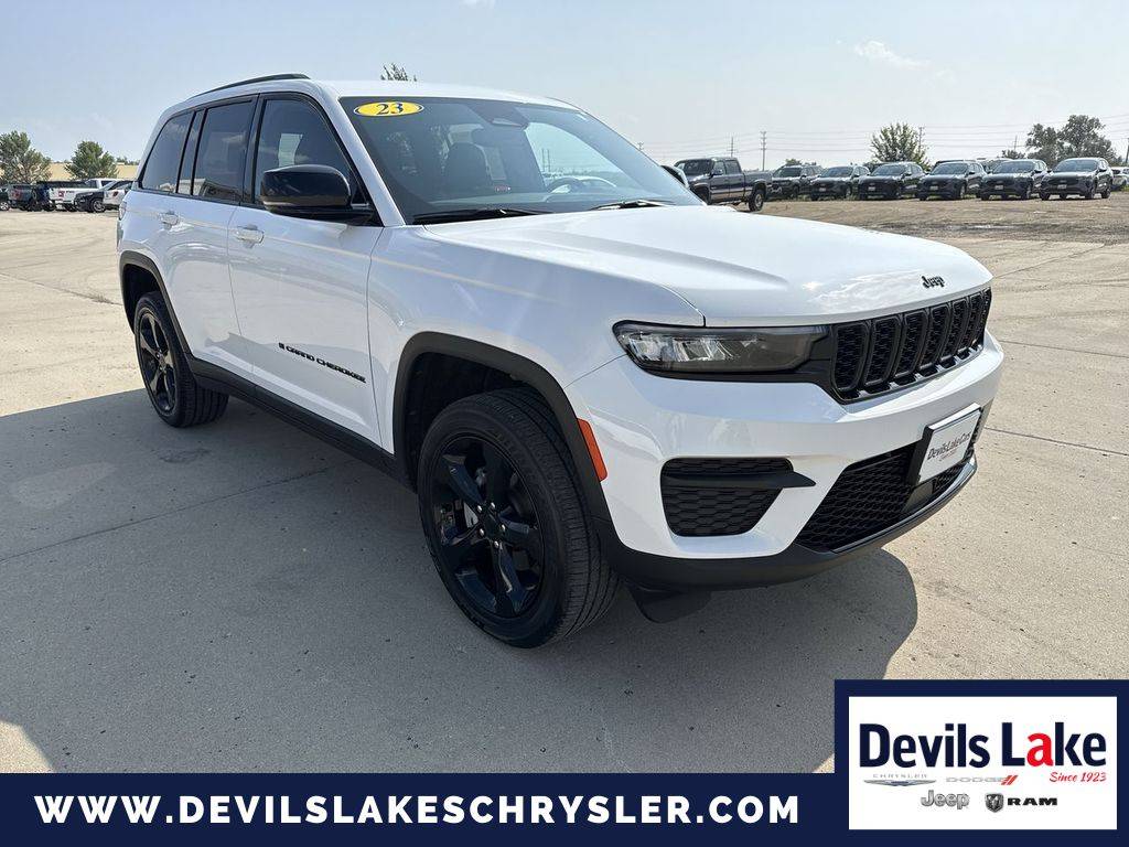 2023 Jeep Grand Cherokee Altitude — SUV — 33,848 mi — Devils Lake, ND