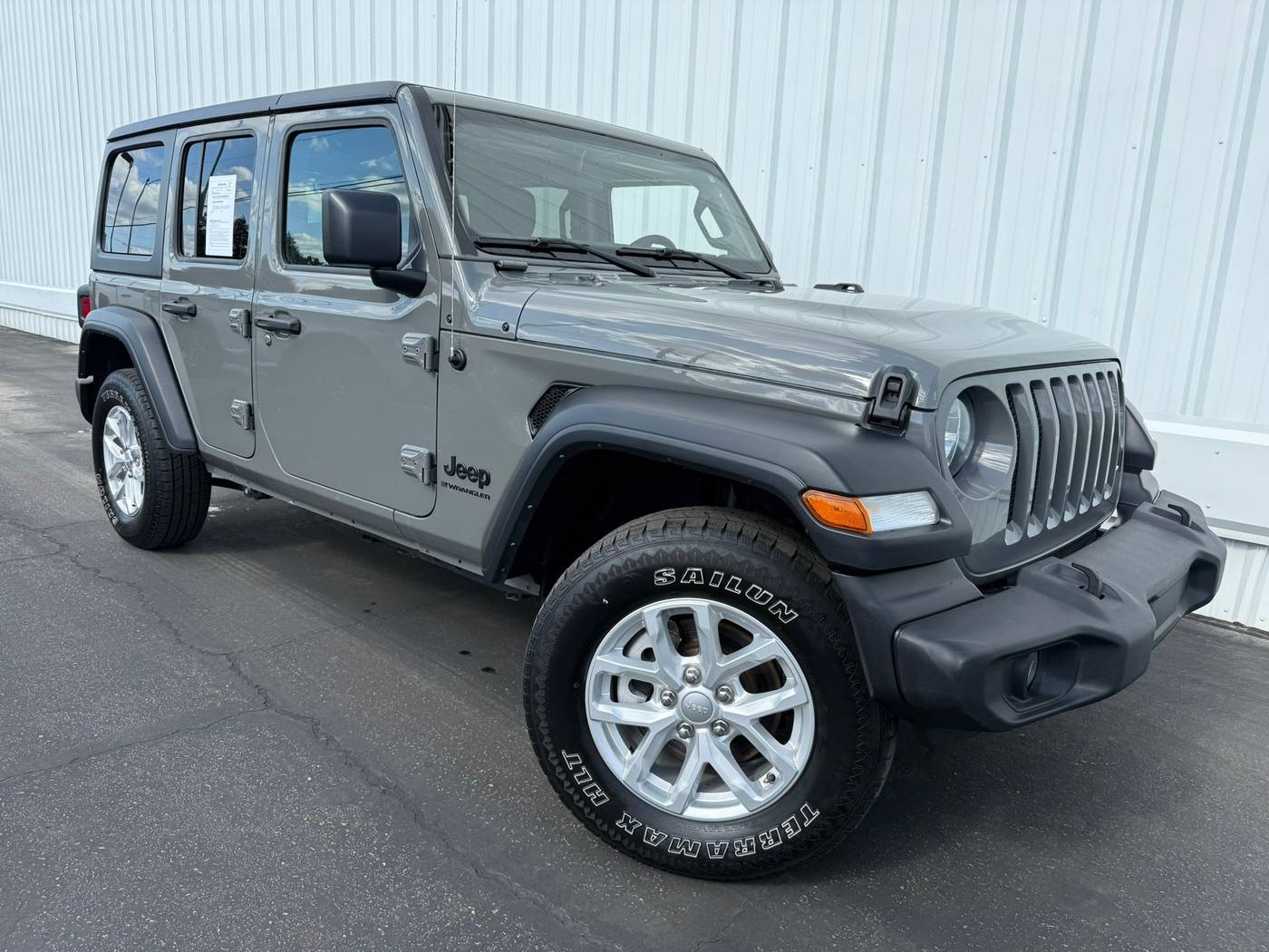 2023 Jeep Wrangler Sport S — SUV — 71,578 mi — Reedley, CA