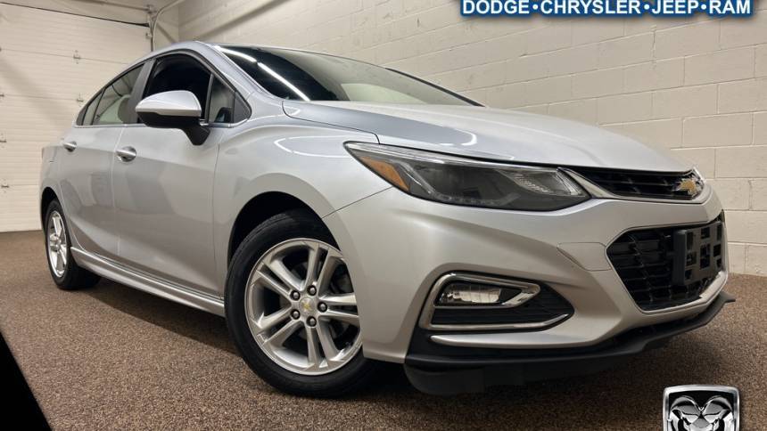 2017 Chevrolet Cruze LT — Sedan — 132,220 mi — Marion, OH