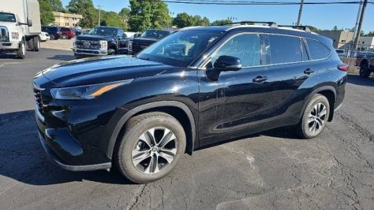 2022 Toyota Highlander XLE — SUV — 38,007 mi — Marion, OH