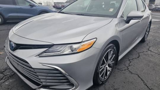 2022 Toyota Camry Hybrid XLE — Sedan — 25,419 mi — Marion, OH