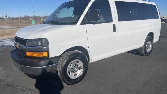 2020 Chevrolet Express Passenger LT — Passenger Van — 87,128 mi — Belle Plaine, MN