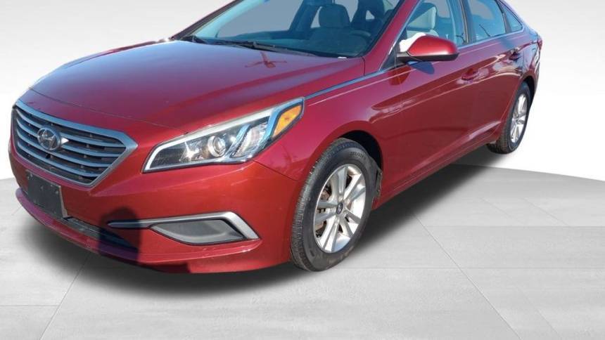 2016 Hyundai Sonata SE — Sedan — 142,022 mi — Marion, IN