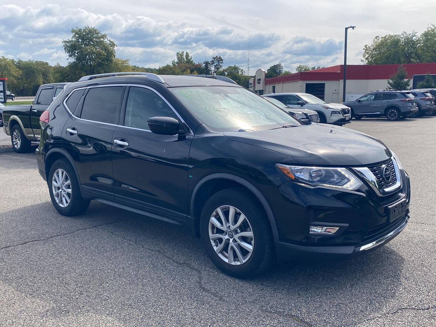 2019 Nissan Rogue SV — SUV — 24,038 mi — Wappingers Falls, NY