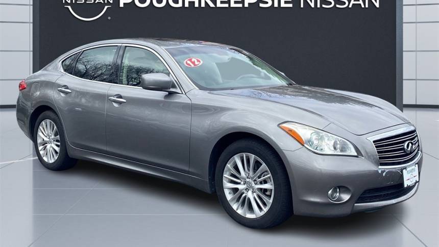 2012 Infiniti M56 x