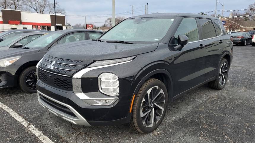 2023 Mitsubishi Outlander SE Special Edition — SUV — 40,751 mi — Saginaw, MI