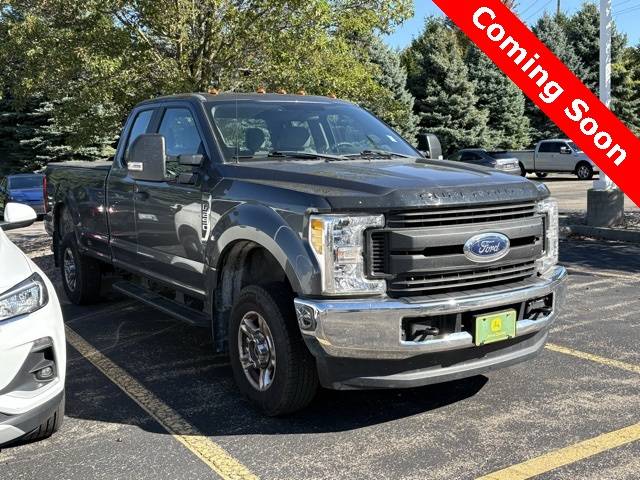 2017 Ford Super Duty F-250 XL — Pickup Truck — 88,510 mi — Macomb, MI
