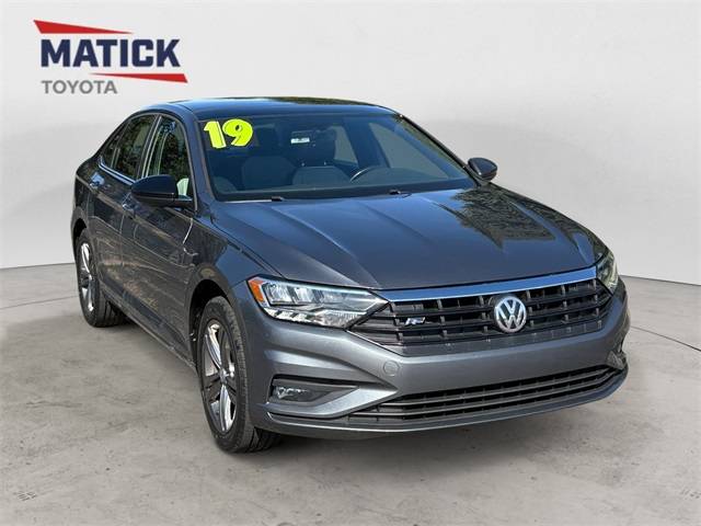 2019 Volkswagen Jetta R-Line — Sedan — 83,245 mi — Macomb, MI