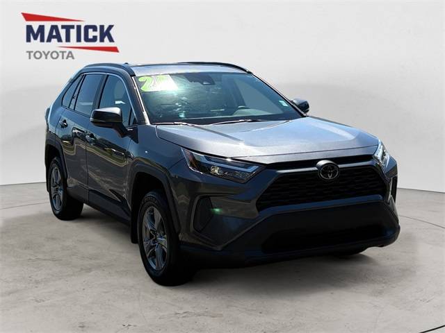2024 Toyota RAV4 XLE — SUV — 8,549 mi — Macomb, MI