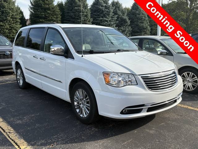 2016 Chrysler Town & Country Touring-L Anniversary Edition — Minivan — 113,212 mi — Macomb, MI