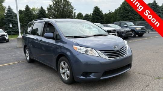 2015 Toyota Sienna LE